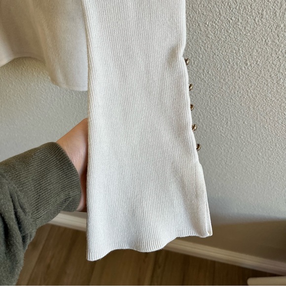 White House Black Market Cream Long Bell Sleeve Knit Top XS - Picture 7 of 10